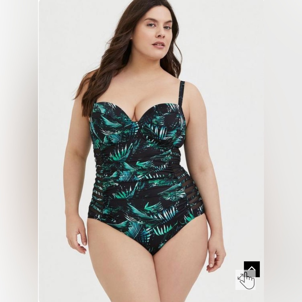 Torrid Slim Fix Underwire Lattice Side One Piece Swimsuit Size 3 D/DD
